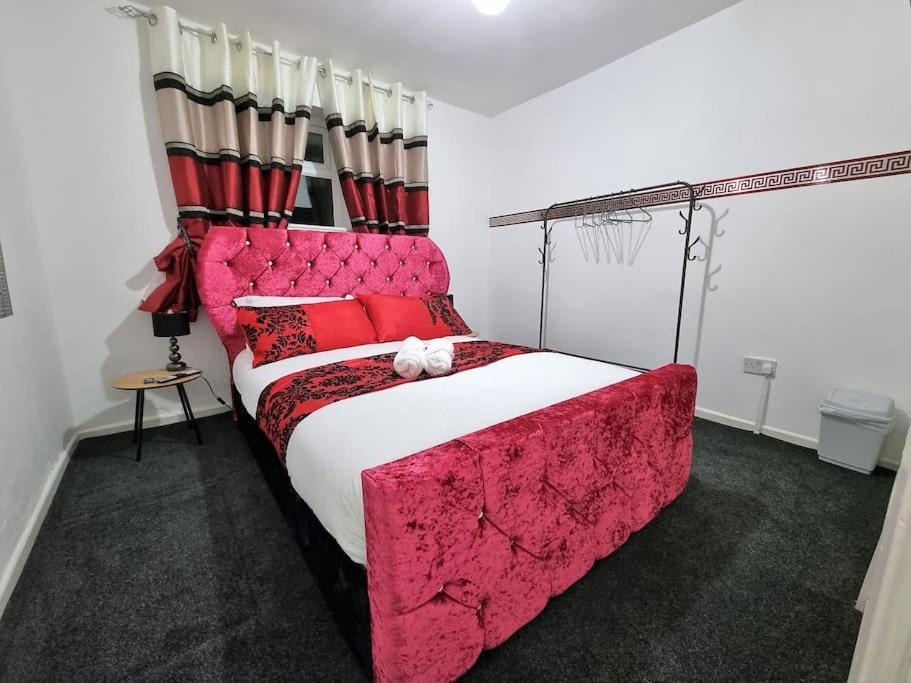 *C.Sani* Setup For Your Most Relaxed & Amazing Stay + Free Parking + Free Fast Wifi * Leeds  Exterior foto