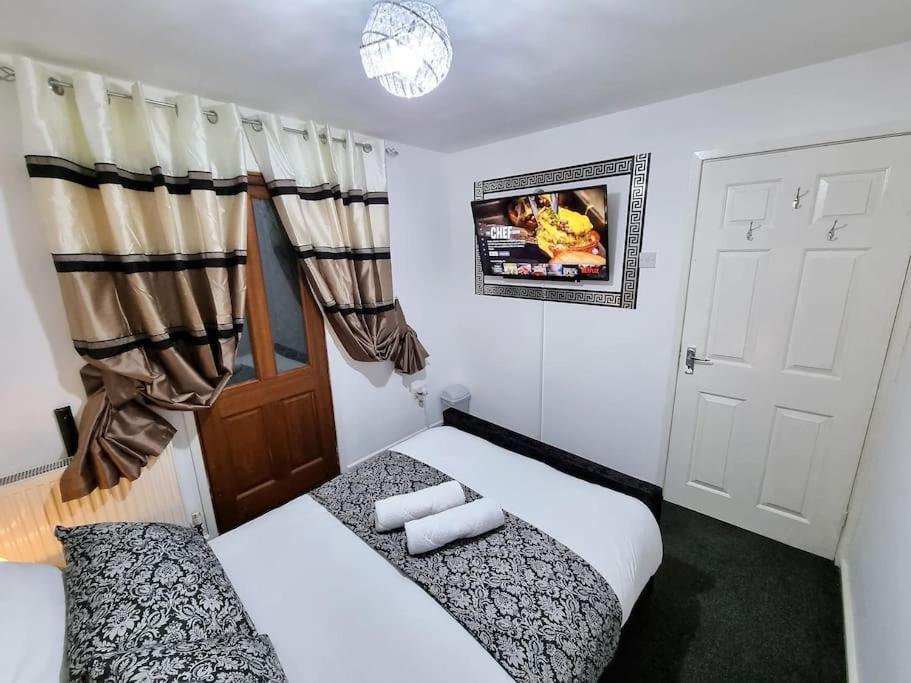 *C.Sani* Setup For Your Most Relaxed & Amazing Stay + Free Parking + Free Fast Wifi * Leeds  Exterior foto