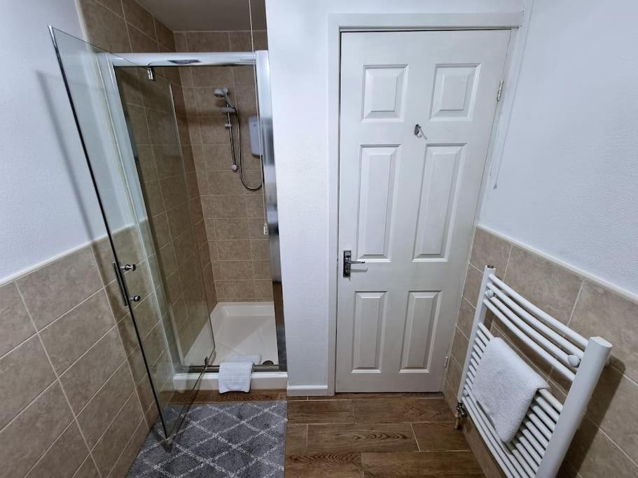 *C.Sani* Setup For Your Most Relaxed & Amazing Stay + Free Parking + Free Fast Wifi * Leeds  Exterior foto
