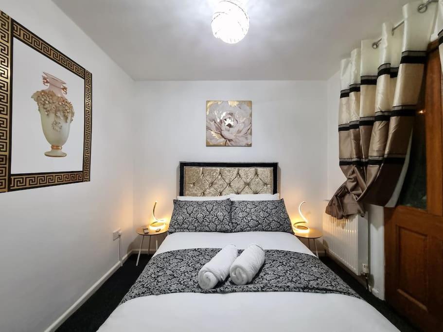 *C.Sani* Setup For Your Most Relaxed & Amazing Stay + Free Parking + Free Fast Wifi * Leeds  Exterior foto